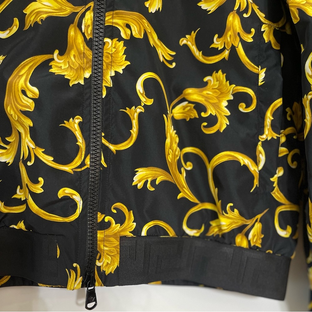 AUTHENTIC NEW W/TAGS VERSACE BOMBER JACKET 🔥With a attached Hoodie zip - Picture 16 of 16